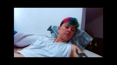 Blue online show from October 24, 5:07 pm