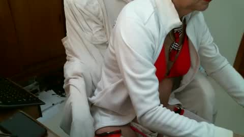 Snapshot of tranfun chatting on March 6, 3:52 pm tranfun online show from March 6, 3:52 pm