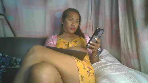 Snapshot of transhottie28 chatting on February 10, 9:36 pm transhottie28 online show from February 10, 9:36 pm