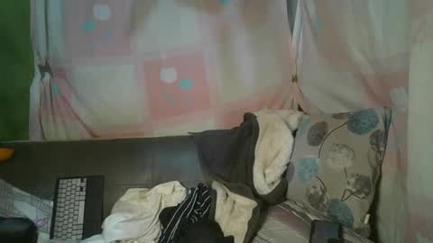 Snapshot of transhottie28 chatting on March 3, 10:23 am transhottie28 online show from March 3, 10:23 am