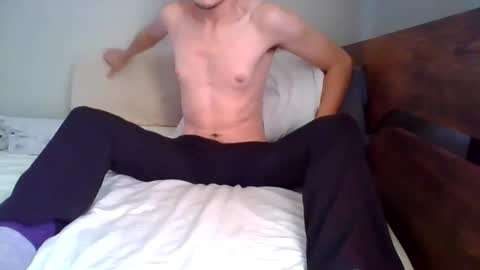 treetrunxx online show from January 3, 6:14 pm