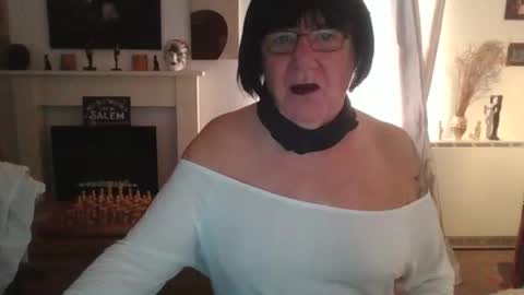 trinity1011 online show from March 4, 7:30 am