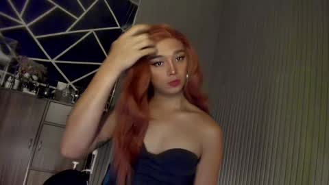 Ms Ella online show from December 30, 3:24 pm