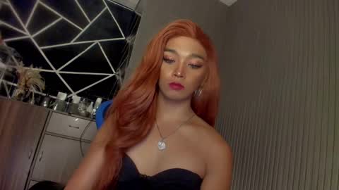 Ms Ella online show from January 27, 1:41 pm