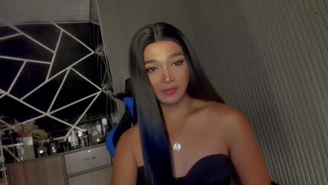 Ms Ella online show from March 5, 1:55 pm