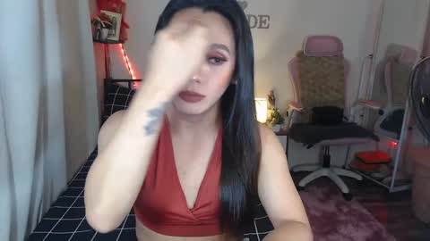 Jade online show from December 10, 11:00 pm