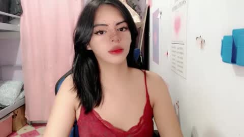 Snapshot of ts_vexana chatting on December 9, 11:47 am Dhalia online show from December 9, 11:47 am