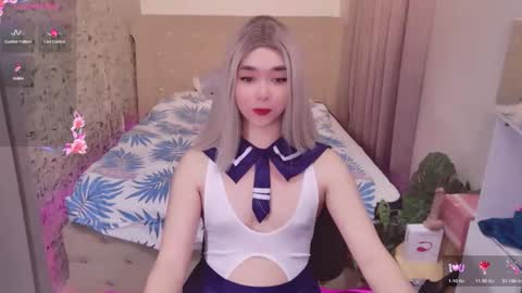 ts_yoshi_ online show from November 12, 2:35 am