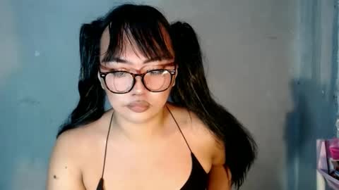 Tyla online show from March 7, 2:39 am