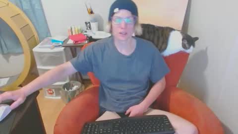 TylerAlternative online show from April 16, 3:29 am