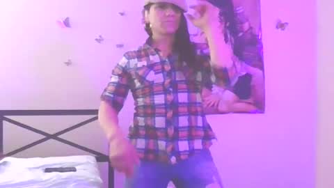 Azelia B online show from February 22, 9:23 am