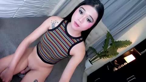 unforgetableasiancock online show from October 30, 12:53 am