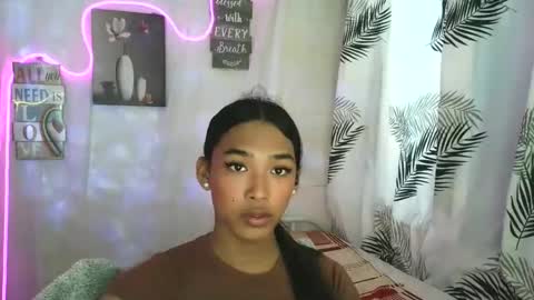 Ms. Criza online show from April 11, 4:18 am