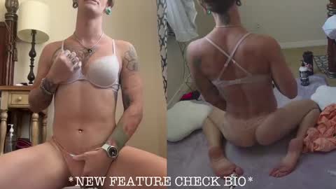 Snapshot of ur_goddess_daylee chatting on October 1, 8:09 pm Goddess online show from October 1, 8:09 pm