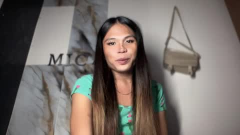 ur_new_obsession online show from April 7, 4:41 pm