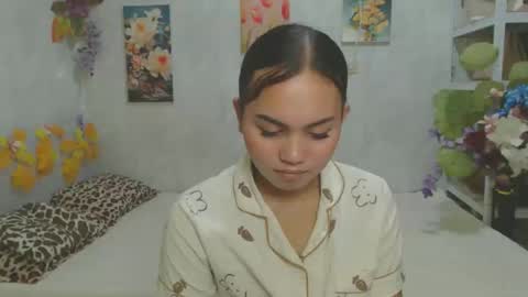 urasian_kat online show from May 31, 1:04 am