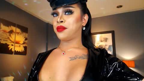 UrMajestyTyra online show from September 23, 5:24 am