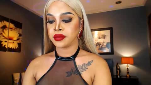 UrMajestyTyra online show from November 27, 4:37 am