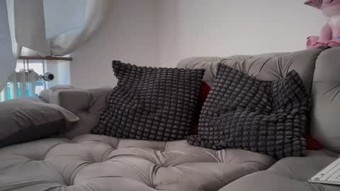 Valentina online show from March 20, 1:56 pm