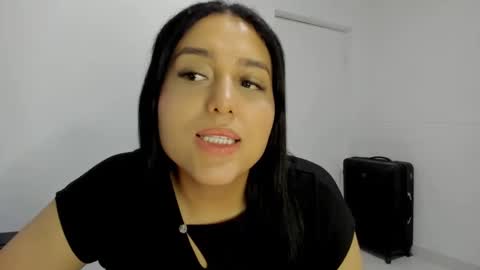 Snapshot of valeri_cooper23 chatting on October 1, 3:18 am valeri cooper online show from October 1, 3:18 am