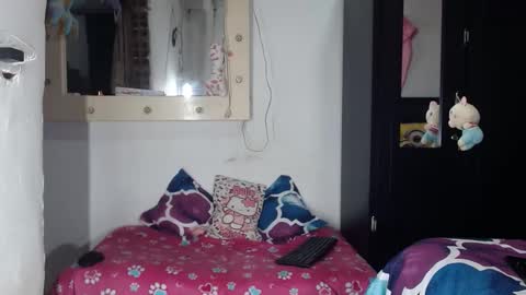 valerie_rousse online show from October 13, 3:41 am