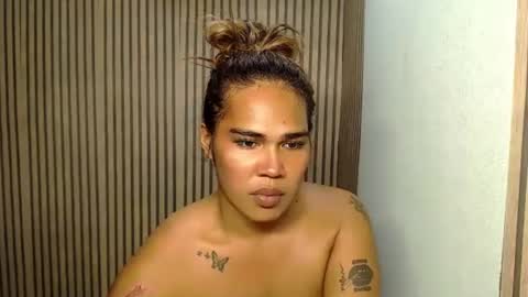 Snapshot of vampy_ebony_laxine chatting on January 5, 4:36 am vampy_ebony_laxine online show from January 5, 4:36 am