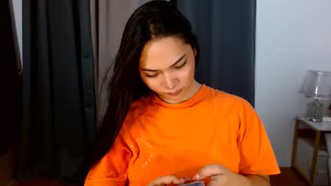 violet online show from March 2, 1:47 am