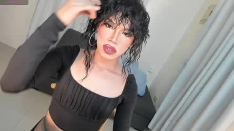 Violet online show from January 2, 10:26 am