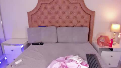 Mandy  online show from February 28, 7:37 am