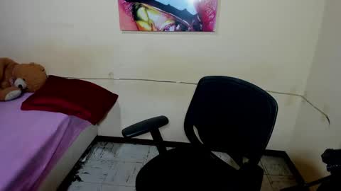 instagram Viviana73215 online show from March 5, 12:07 pm