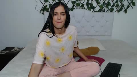 instagram Viviana73215 online show from April 29, 12:21 pm