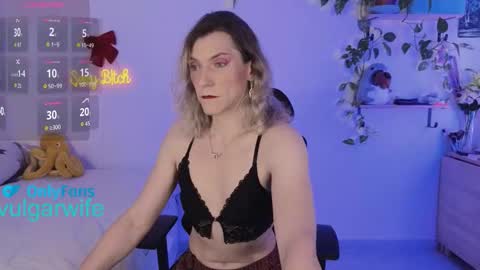 Vikky online show from January 10, 7:09 pm