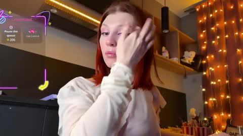 ILONA A week goal new laptop online show from December 22, 1:54 am