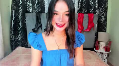 Snapshot of xaurora_fantacyx chatting on January 12, 5:45 am aurora online show from January 12, 5:45 am