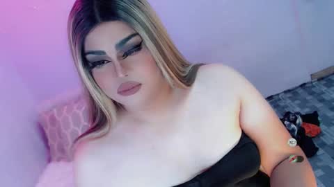 xsabbylicious69 online show from November 29, 2:46 am