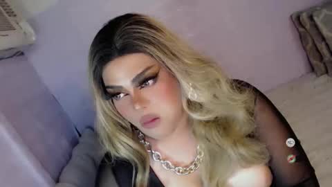 xsabbylicious69 online show from January 10, 3:01 am