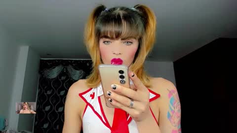 Femboy Exotic online show from October 17, 8:29 am