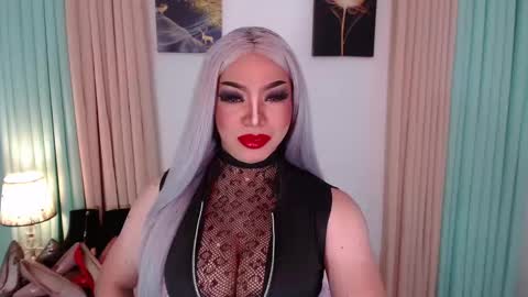 xxeroticdhaliaxx online show from December 14, 2:39 am