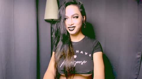 Lara online show from January 2, 2:35 pm