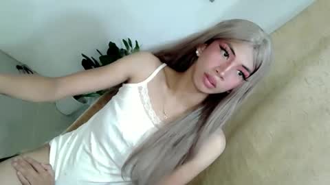 yannafucks online show from April 11, 9:24 am