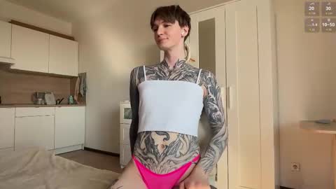 yexes online show from March 29, 9:32 am