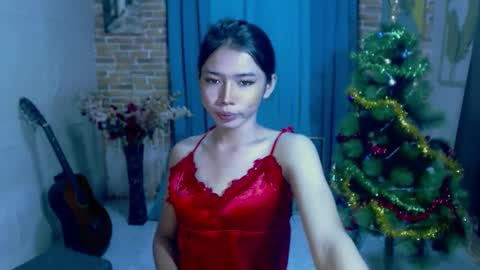 ymee_shane18 online show from December 16, 4:13 am