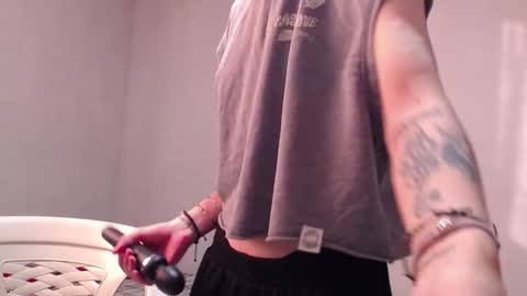 Little Mike Independent model online show from October 2, 10:09 pm