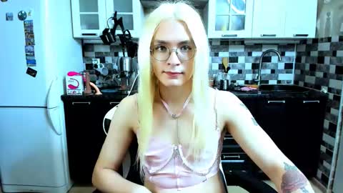 Jane online show from November 13, 2:36 pm