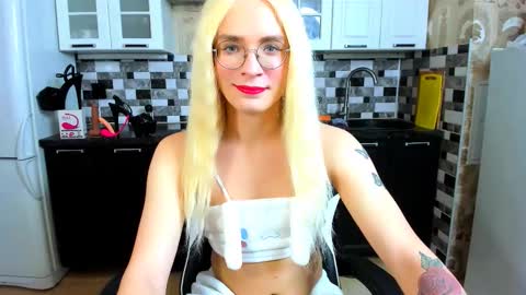 Jane online show from February 24, 8:02 pm