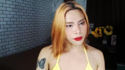 Snapshot of yourasianbigcock chatting on September 29, 4:12 am LEXI online show from September 29, 4:12 am
