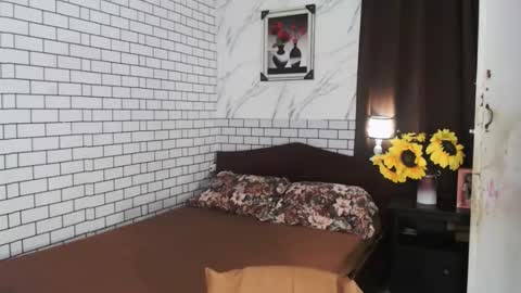 Snapshot of yourasianbigcock chatting on October 1, 5:13 pm LEXI online show from October 1, 5:13 pm