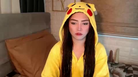 JEN  online show from January 7, 3:48 am