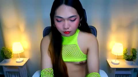 Goddess Yoshi online show from October 27, 1:19 pm