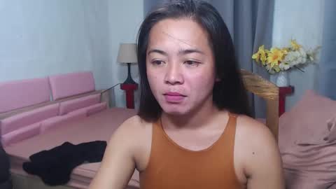 Snapshot of yournewgirldiane chatting on December 25, 1:19 pm BigCockTsMistress online show from December 25, 1:19 pm